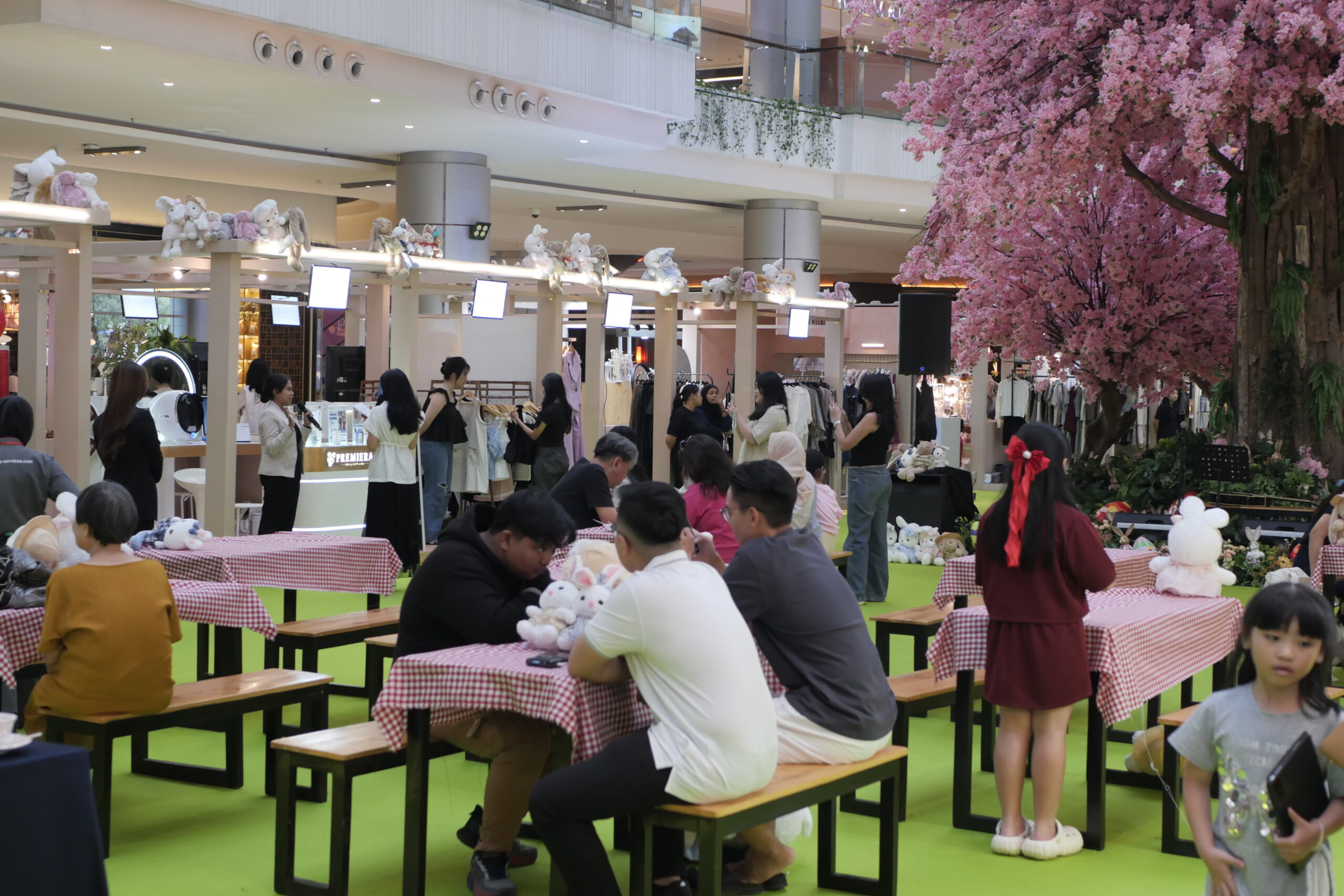 PIK Avenue Rayakan Easter dengan Ceria Lewat Kikio Easter: Bloom & Hop