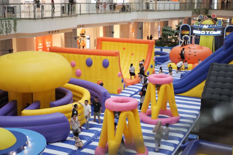 PIK Avenue Hadirkan ROBOTOWN untuk Liburan Keluarga