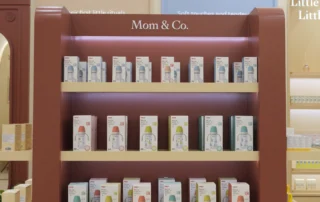 P1379886 Mom & Co • PIK Avenue