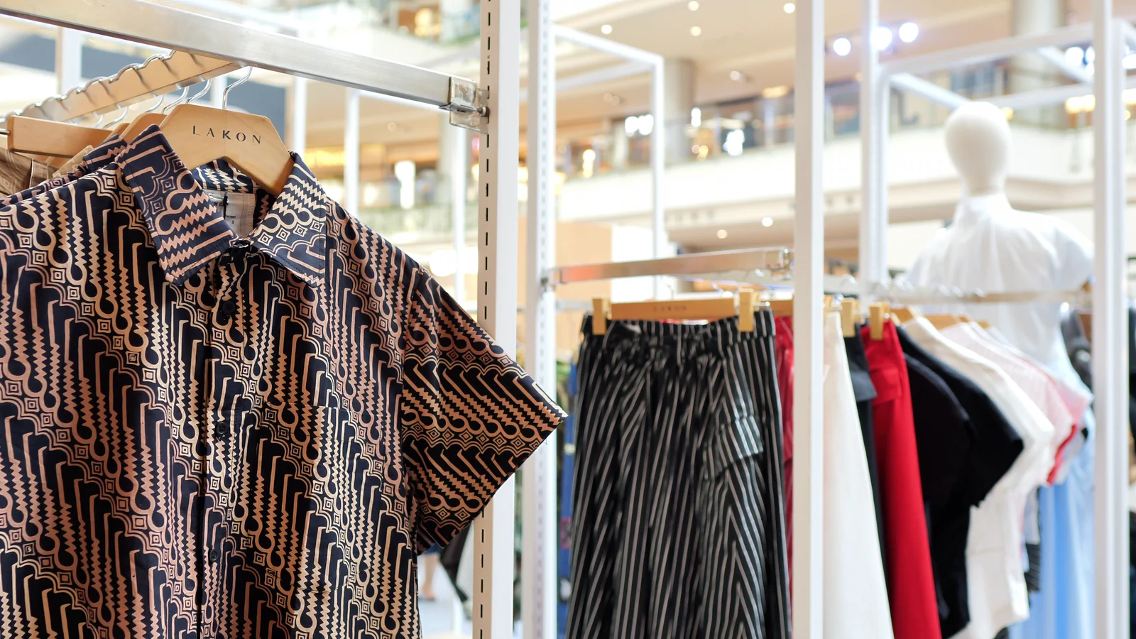 RE:DEFINE by LOKALMADE, Celebrate Local Creativity in Style • PIK Avenue RE:DEFINE by LOKALMADE, Celebrate Local Creativity in Style • PIK Avenue